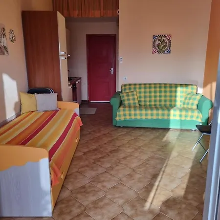 Les Roches Noires Apartment Giardini Naxos